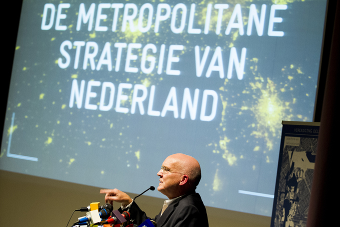 6902347396 75e1225707 k